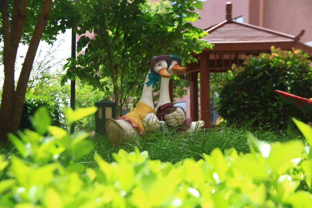 雨天接送孩子安全_出行提示_天氣變化添衣保暖