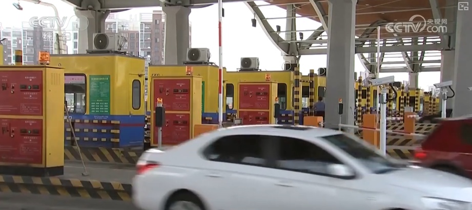 出行提示_2025國慶中秋假期交通出行情況_自駕出行占比及高速公路車流量預測