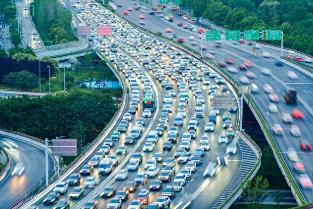 鄭州恢復(fù)限行原因分析_鄭州市機(jī)動(dòng)車限行政策_(dá)限行