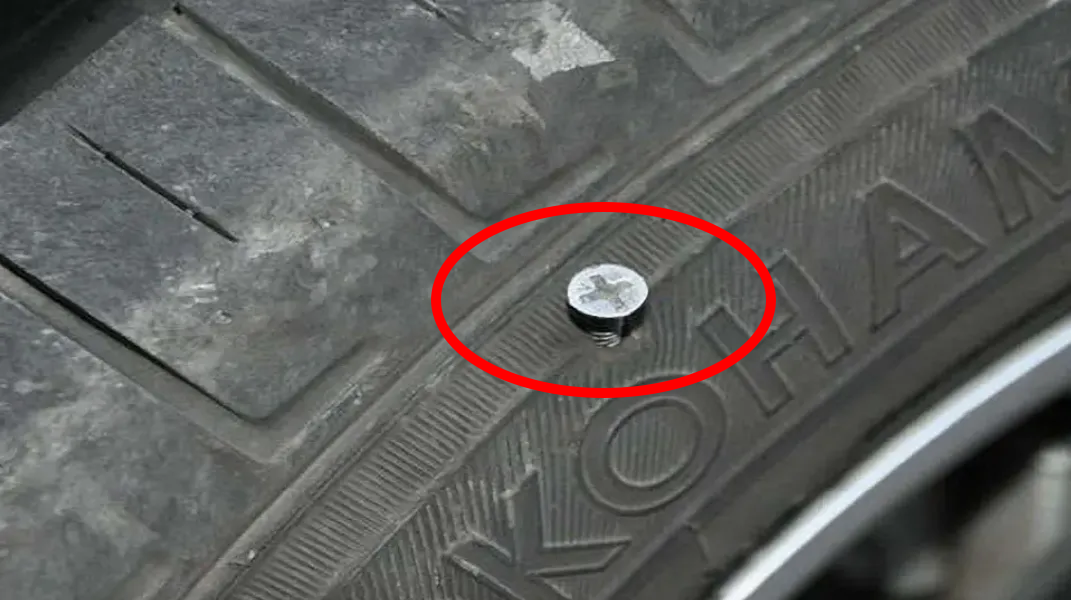 開車前繞車一周_出行提示_雪天行車安全注意事項